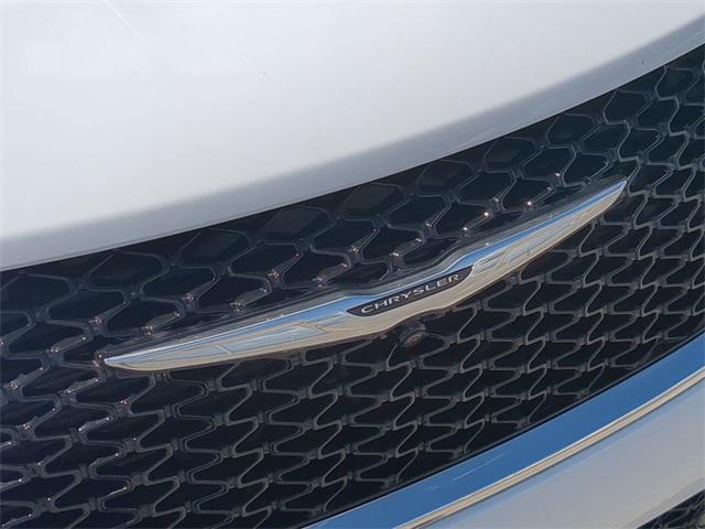 new 2025 Chrysler Pacifica car, priced at $42,561