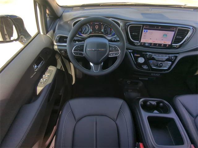 new 2025 Chrysler Pacifica car, priced at $42,561