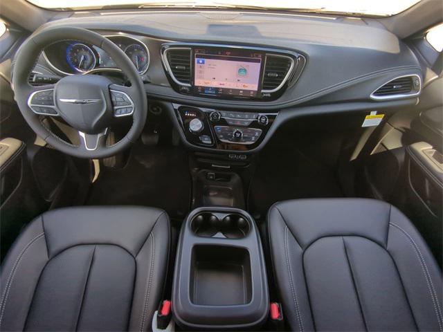 new 2025 Chrysler Pacifica car, priced at $42,561