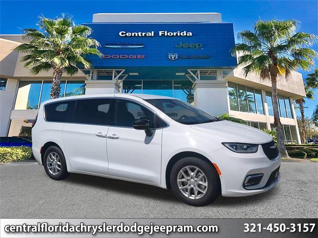 new 2025 Chrysler Pacifica car, priced at $42,561