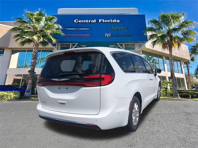 new 2025 Chrysler Pacifica car, priced at $42,561