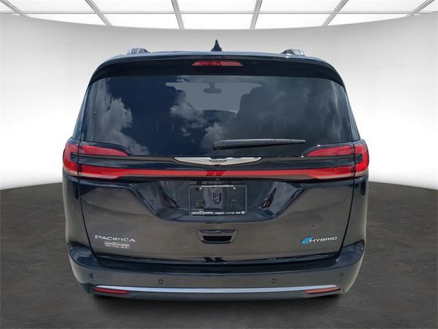 new 2024 Chrysler Pacifica car, priced at $44,636