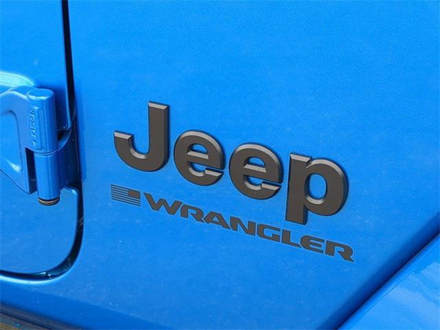new 2025 Jeep Wrangler car, priced at $50,097