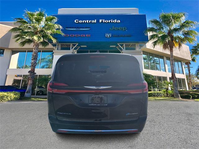 new 2025 Chrysler Pacifica Hybrid car, priced at $45,750