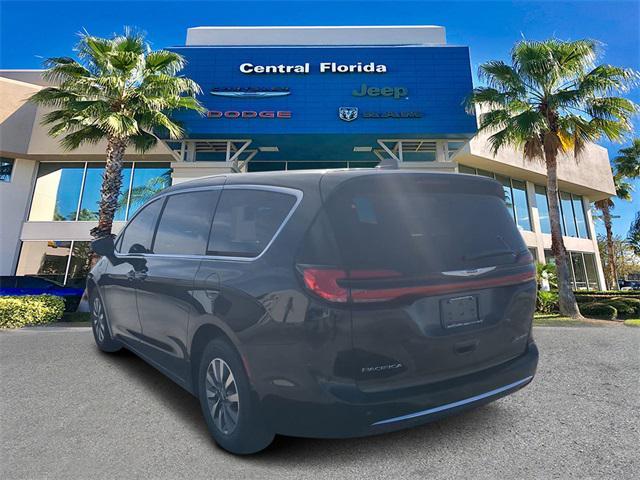 new 2025 Chrysler Pacifica Hybrid car, priced at $45,750