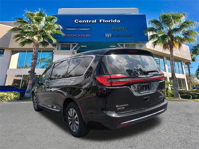 used 2023 Chrysler Pacifica Hybrid car, priced at $28,499