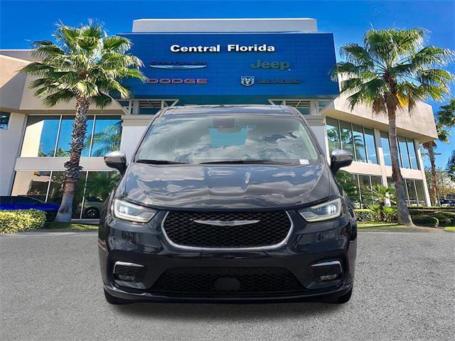 used 2023 Chrysler Pacifica Hybrid car, priced at $28,499