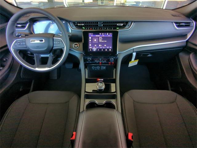 new 2025 Jeep Grand Cherokee car, priced at $34,655