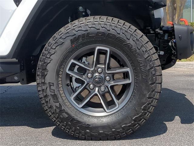 new 2025 Jeep Gladiator car, priced at $52,929