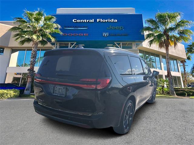 new 2025 Chrysler Pacifica car, priced at $49,818