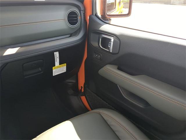 new 2025 Jeep Gladiator car, priced at $56,626