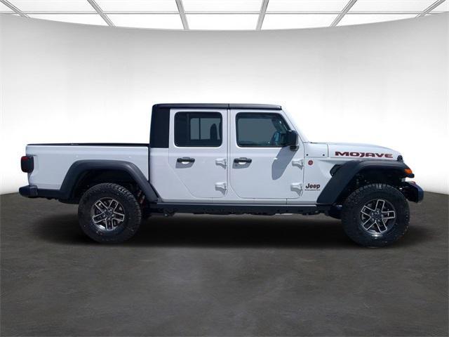 new 2024 Jeep Gladiator car, priced at $57,250