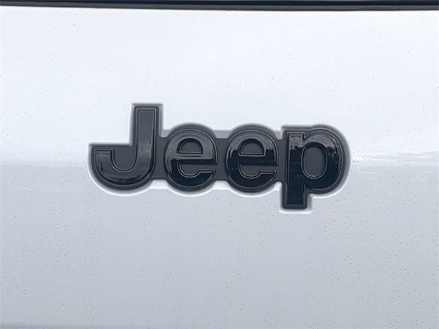 new 2025 Jeep Grand Cherokee L car, priced at $46,925