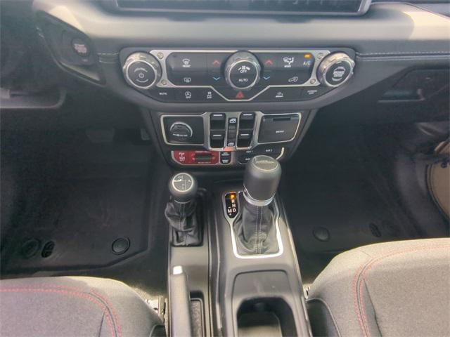 new 2025 Jeep Gladiator car, priced at $46,208