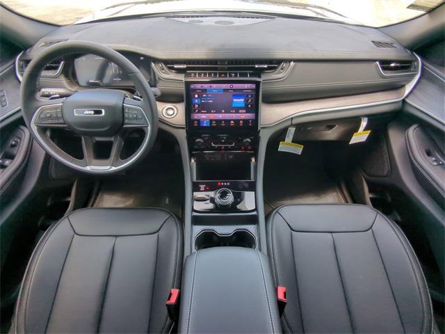 new 2025 Jeep Grand Cherokee car, priced at $41,436