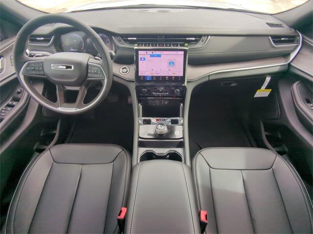 new 2025 Jeep Grand Cherokee L car, priced at $41,764