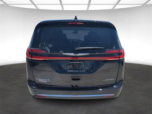 new 2024 Chrysler Pacifica car, priced at $41,789