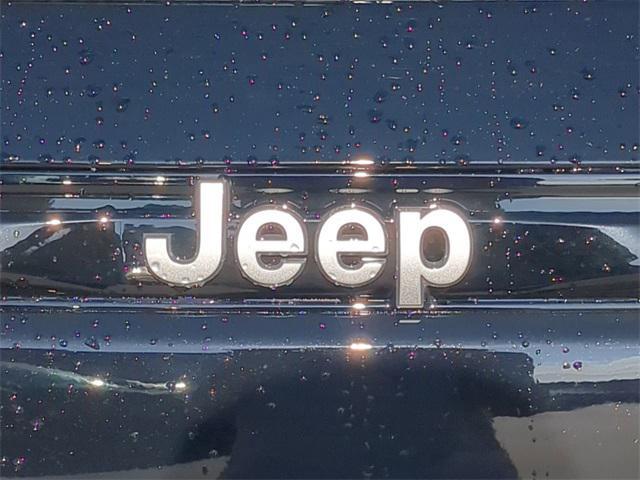 new 2024 Jeep Grand Cherokee car, priced at $45,259