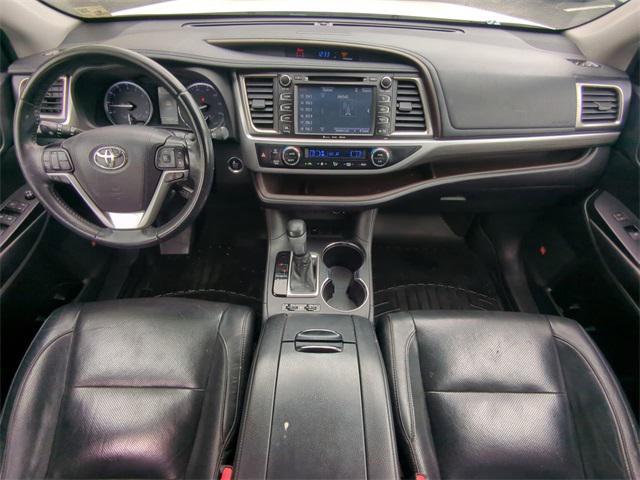 used 2019 Toyota Highlander car, priced at $20,999