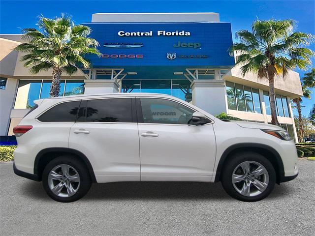 used 2019 Toyota Highlander car, priced at $20,999