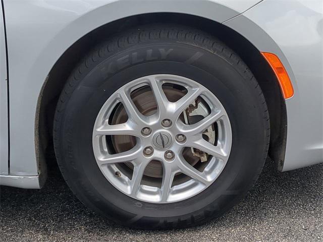 used 2023 Chrysler Pacifica car, priced at $22,999