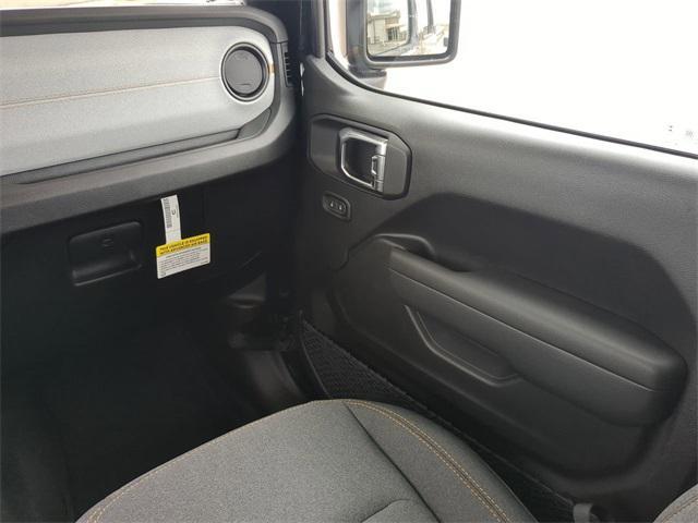 new 2025 Jeep Gladiator car, priced at $41,480