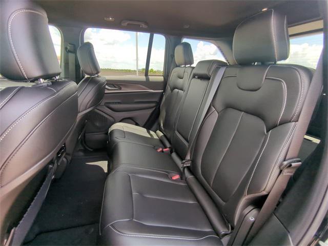 new 2025 Jeep Grand Cherokee car, priced at $41,346