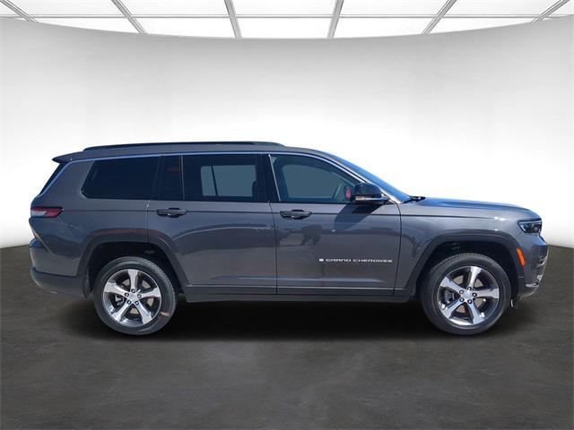 new 2024 Jeep Grand Cherokee L car, priced at $38,320