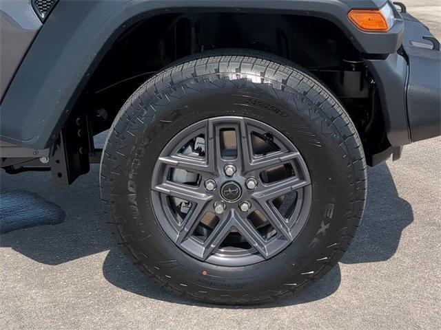 new 2025 Jeep Wrangler car, priced at $37,781