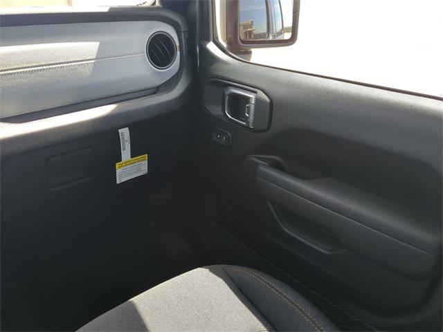 new 2025 Jeep Wrangler car, priced at $37,781