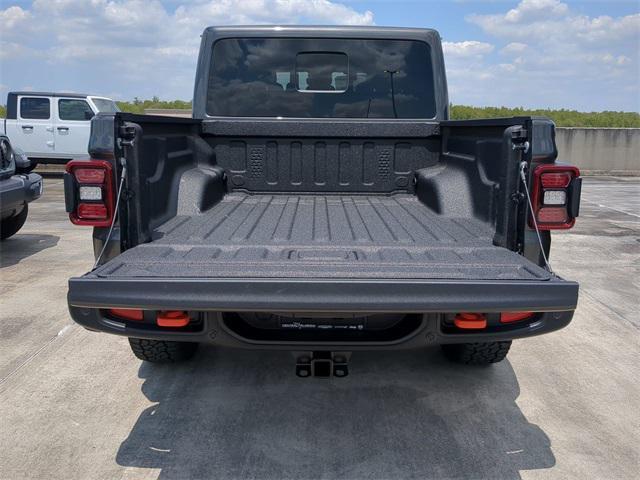 new 2024 Jeep Gladiator car, priced at $56,127