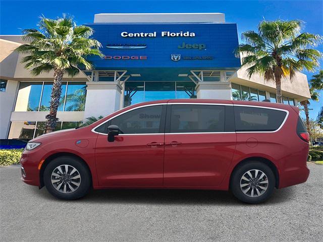 new 2025 Chrysler Pacifica Hybrid car, priced at $50,608