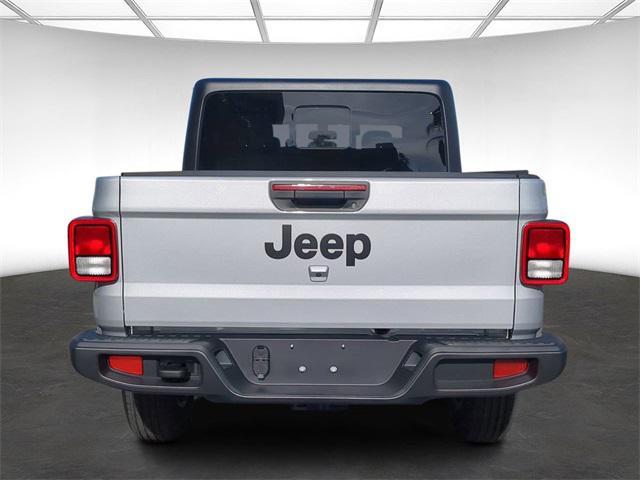 new 2024 Jeep Gladiator car, priced at $48,170