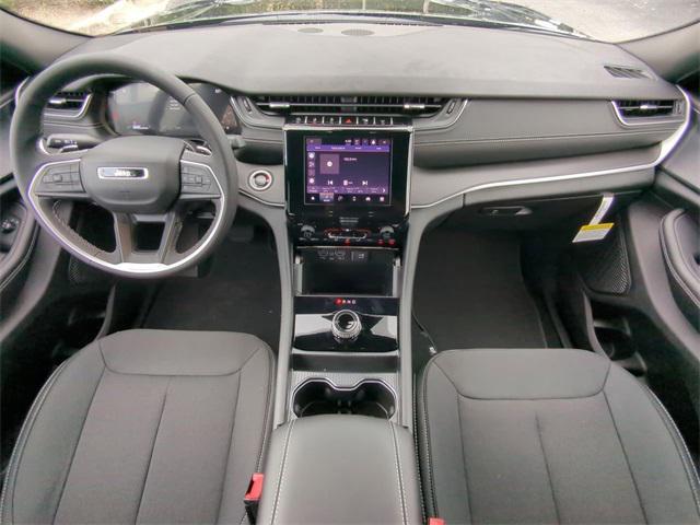new 2025 Jeep Grand Cherokee L car, priced at $37,657
