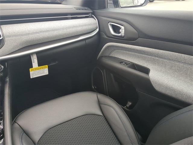 new 2025 Jeep Compass car, priced at $28,858