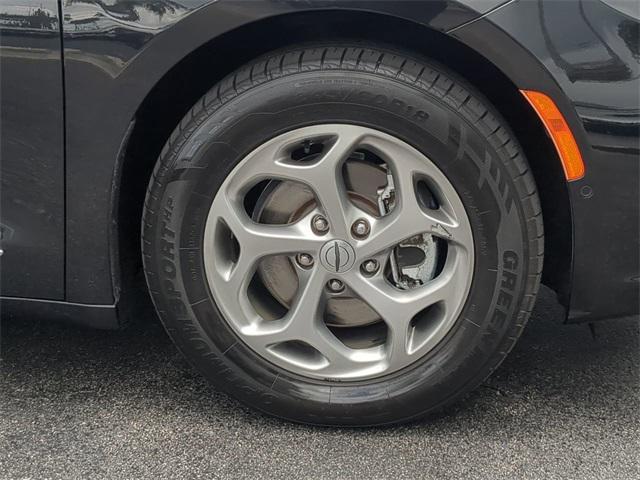 used 2022 Chrysler Pacifica car, priced at $22,249