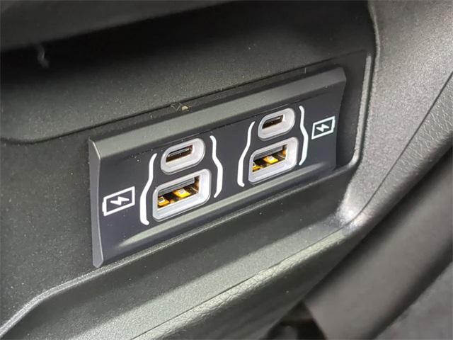 new 2025 Jeep Grand Cherokee car, priced at $38,689