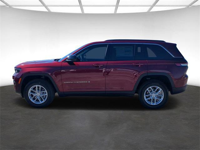 new 2025 Jeep Grand Cherokee car, priced at $39,175