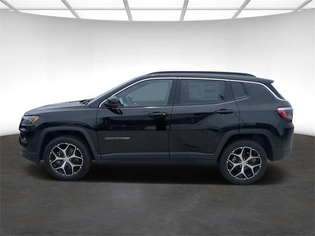 new 2024 Jeep Compass car, priced at $31,138