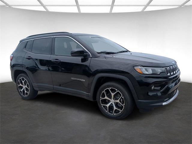 new 2024 Jeep Compass car, priced at $31,138