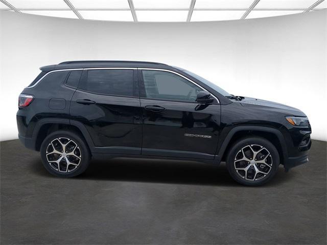 new 2024 Jeep Compass car, priced at $31,138