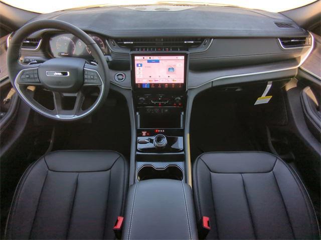 new 2025 Jeep Grand Cherokee car, priced at $40,792