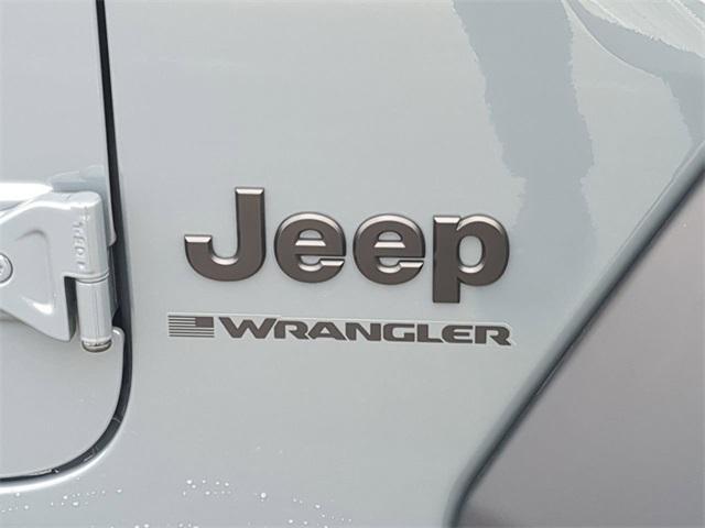 new 2025 Jeep Wrangler car, priced at $44,750