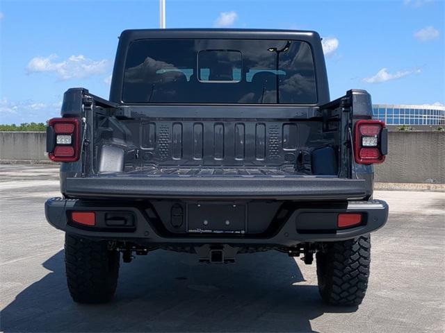 new 2025 Jeep Gladiator car, priced at $47,645