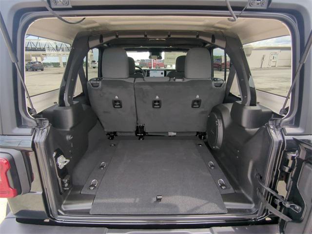 new 2025 Jeep Wrangler car, priced at $53,714