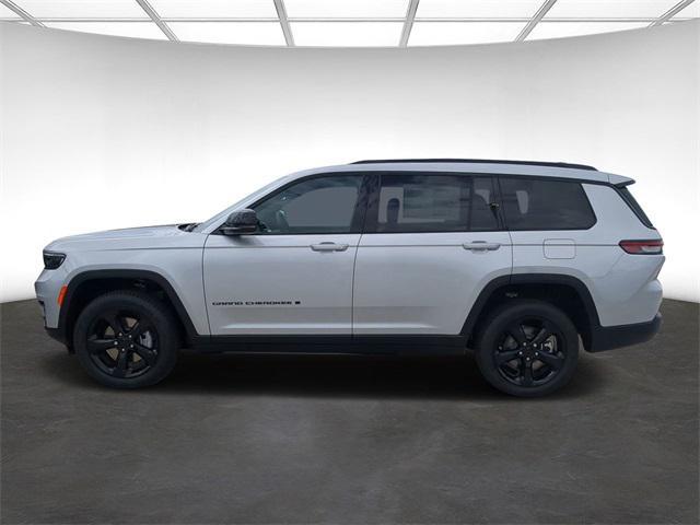 new 2024 Jeep Grand Cherokee L car, priced at $39,188