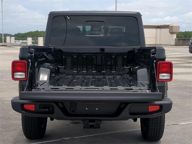 new 2025 Jeep Gladiator car, priced at $41,810