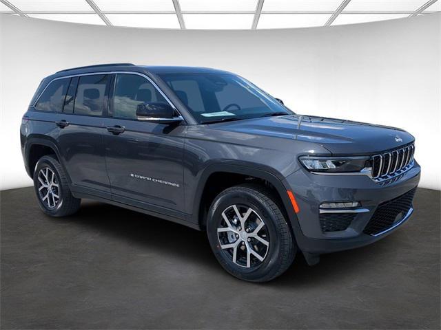 new 2024 Jeep Grand Cherokee car, priced at $37,294