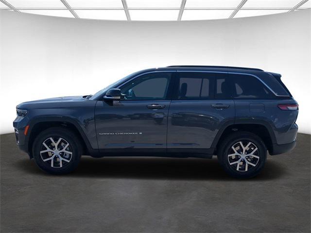 new 2024 Jeep Grand Cherokee car, priced at $37,294