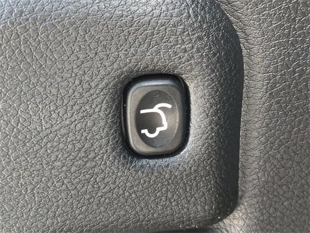 used 2019 Jeep Grand Cherokee car, priced at $20,999